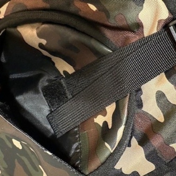 Avalanche Camouflage Backpack Sling Chest Pack 13.86L Outdoor Adventure Travel - Picture 6 of 13